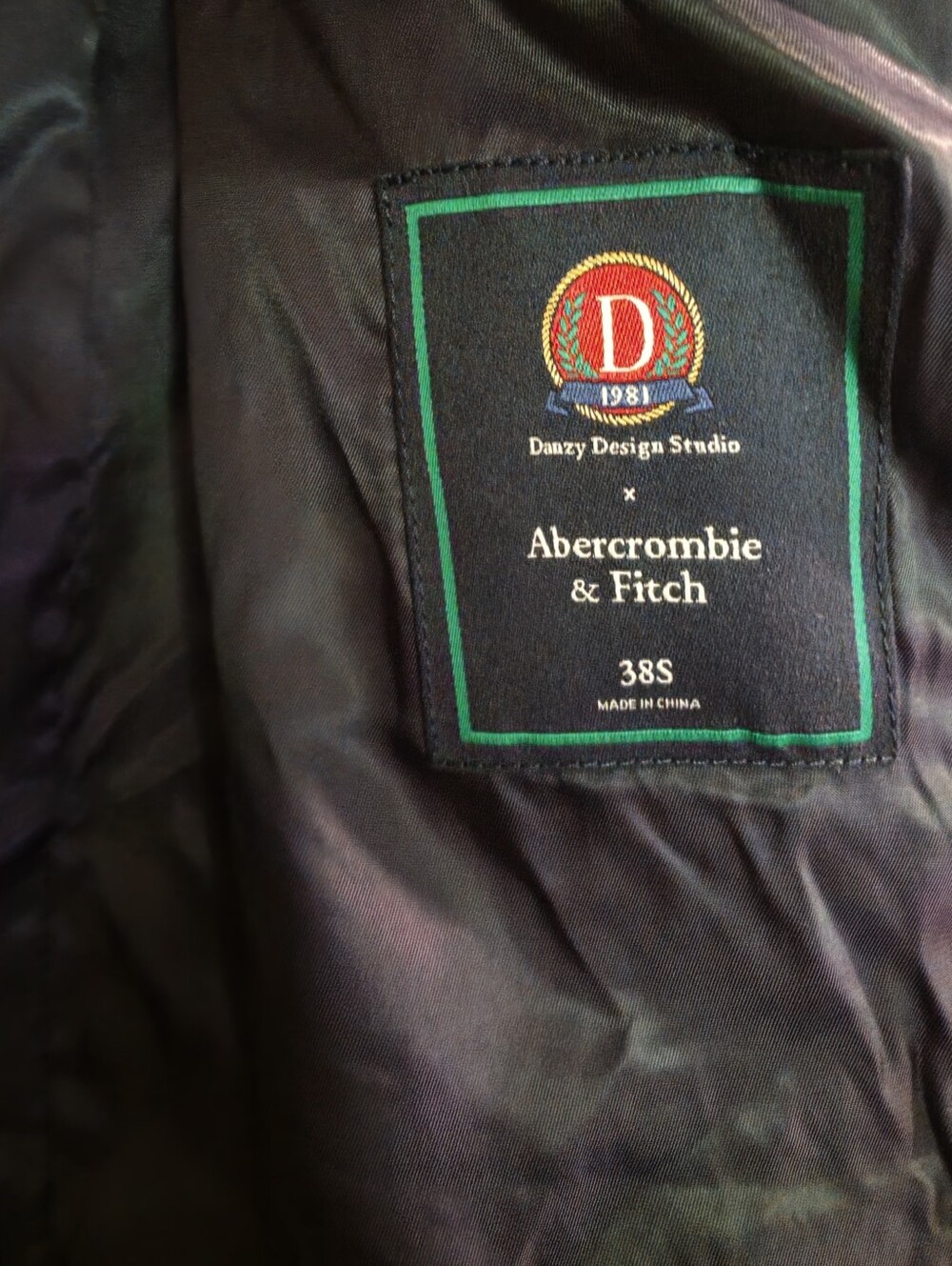 Abercrombie And Fitch Danzy Design Jacket - Picture 7 of 7